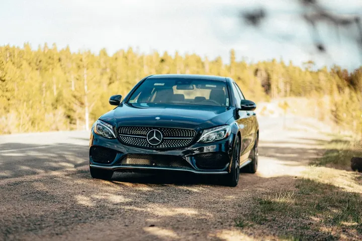 Mercedes-Benz C Serisi · temsili fotoğraf