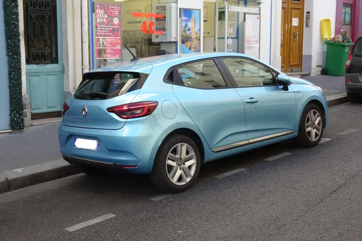 Renault Clio · temsili fotoğraf