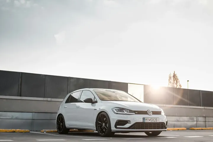 Volkswagen Golf · temsili fotoğraf